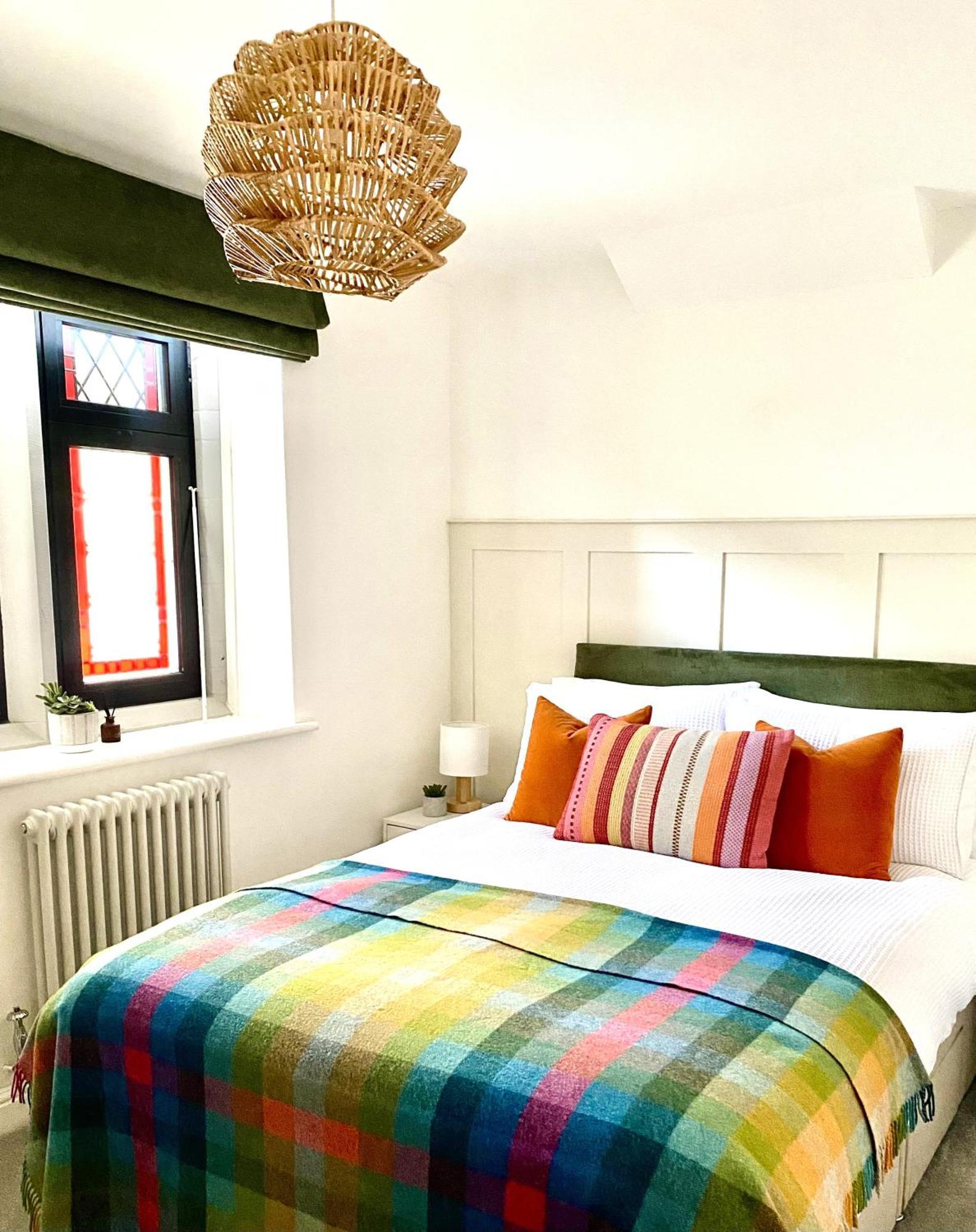 Boutique Chapel Apartment Within City Walls เชสเตอร์ ภายนอก รูปภาพ